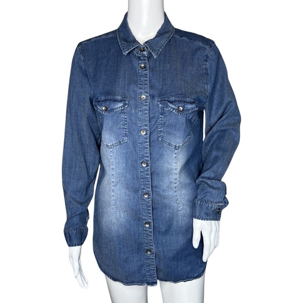 Belle by Kim Gravel Denim Shirt Small Blue Button Up Long Sleeve Pocket Shacket